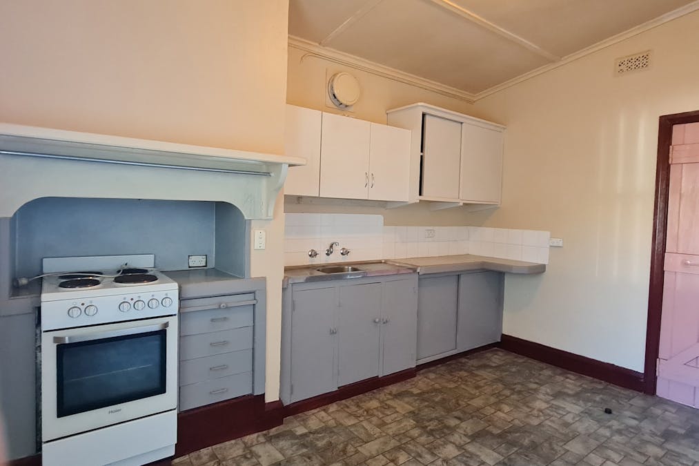6 Pick Avenue, Mount Gambier, SA, 5290 - Image 5