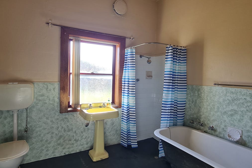 6 Pick Avenue, Mount Gambier, SA, 5290 - Image 6