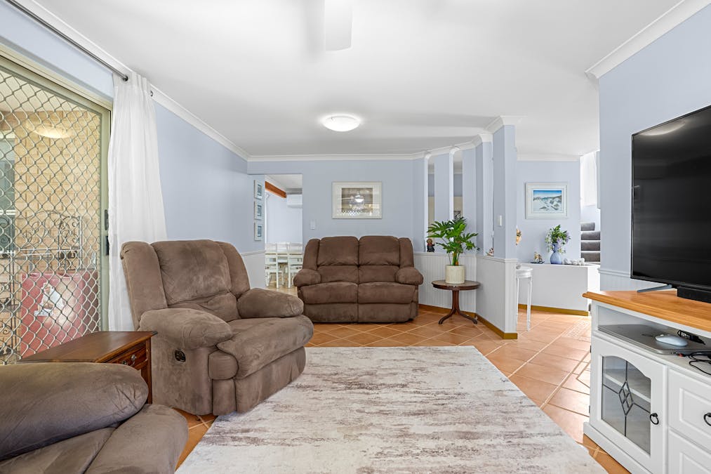 6 Skiff Court, Waikiki, WA, 6169 - Image 11