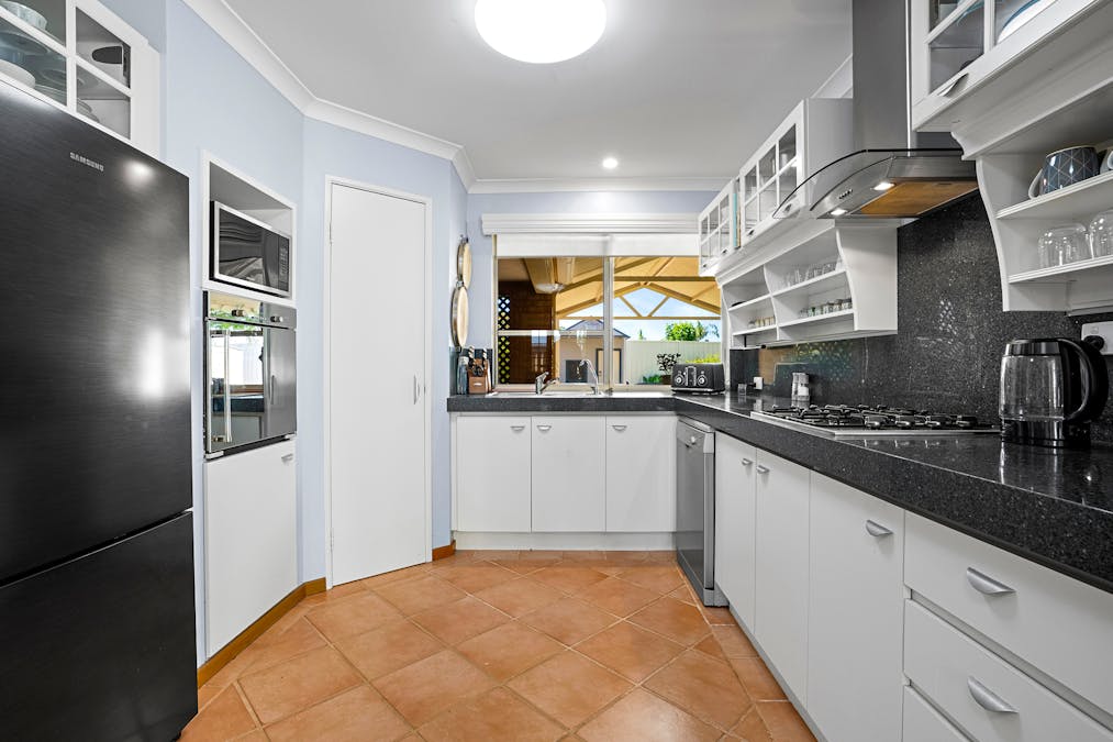 6 Skiff Court, Waikiki, WA, 6169 - Image 14