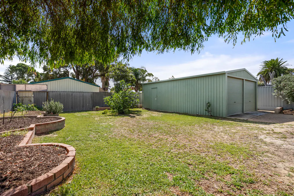 20 Knowle Way, Warnbro, WA, 6169 - Image 15