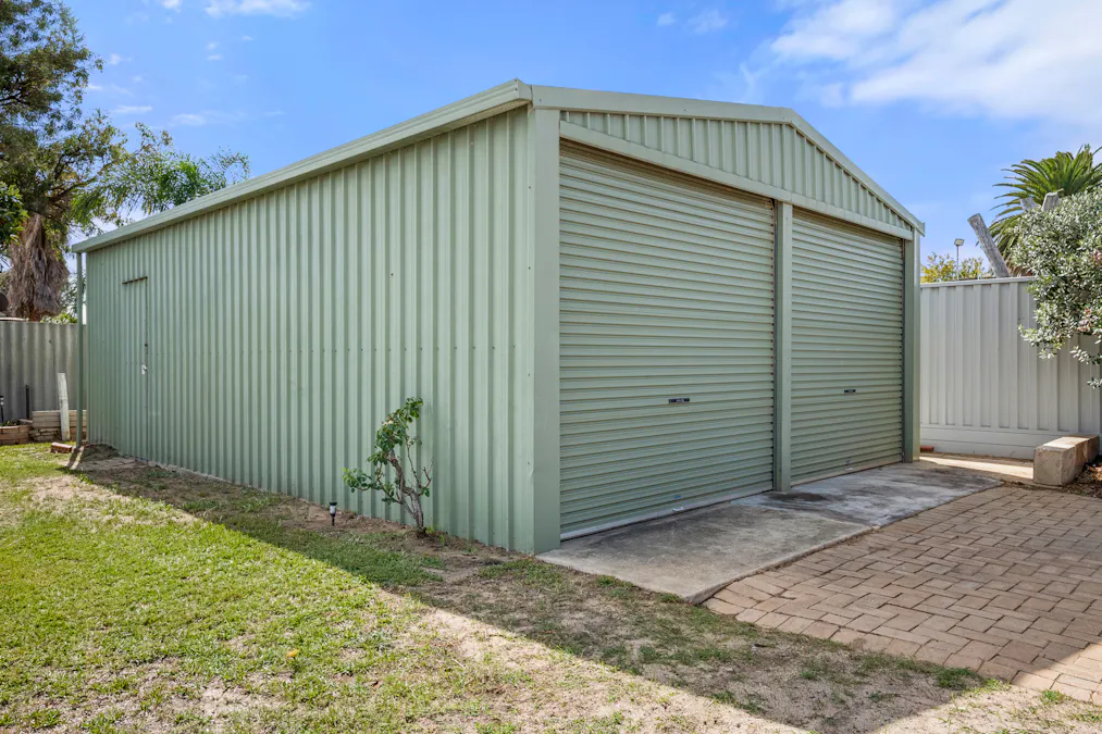 20 Knowle Way, Warnbro, WA, 6169 - Image 16