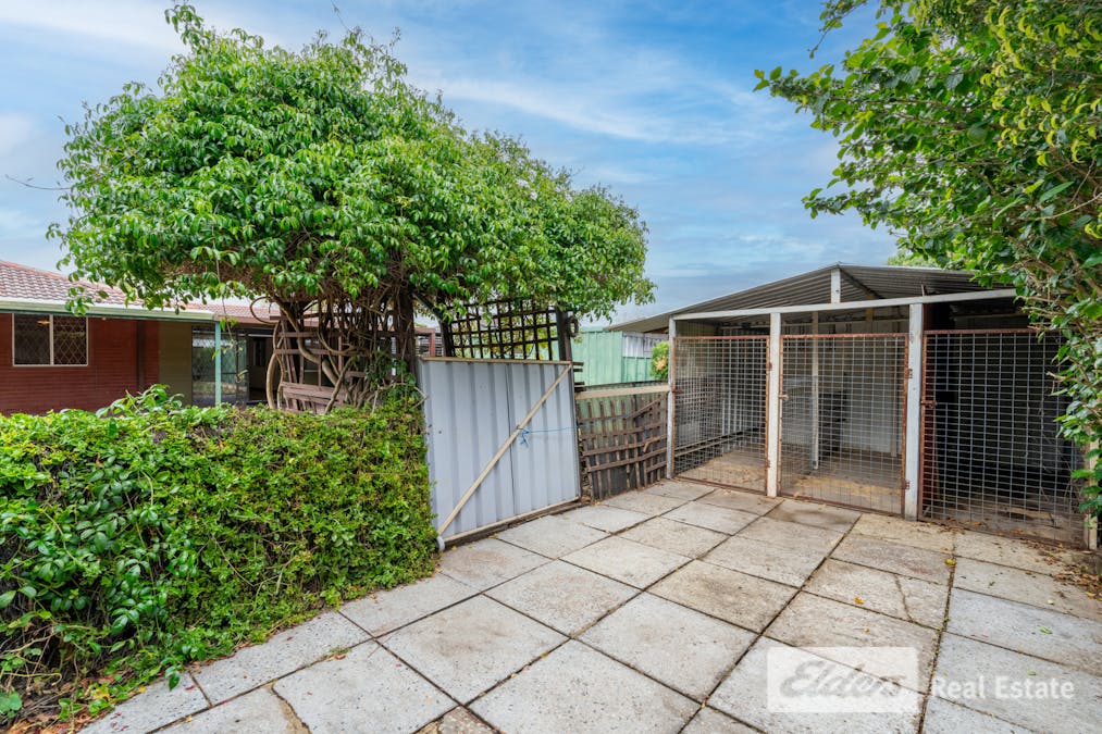 51 Adamson Road, Parmelia, WA, 6167 - Image 21