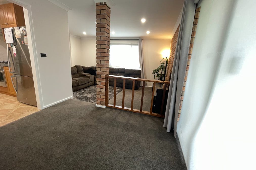 7 Duignan Place, Australind, WA, 6233 - Image 6