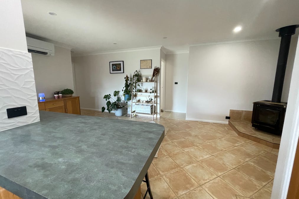 7 Duignan Place, Australind, WA, 6233 - Image 5