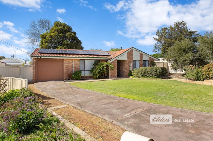 7 Duignan Place, Australind, WA, 6233 - Image 1