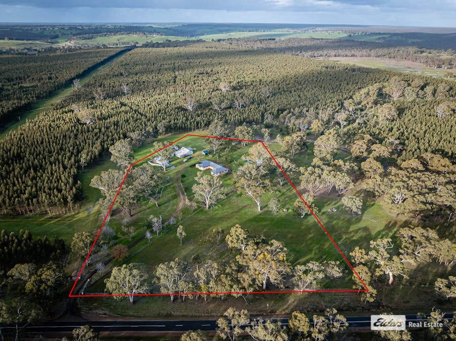 3996 Casterton-Apsley Road, Dergholm, VIC, 3312 - Image 2