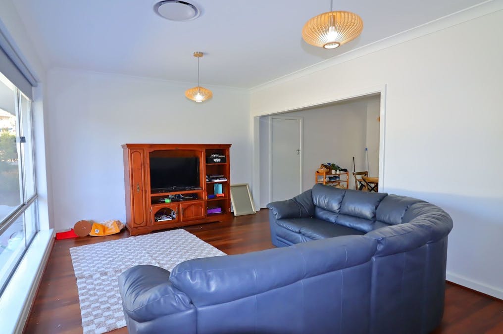 6 Rogers Street, Wongan Hills, WA, 6603 - Image 2