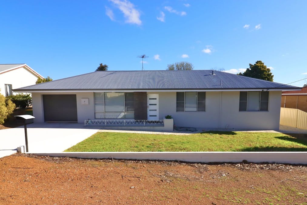 6 Rogers Street, Wongan Hills, WA, 6603 - Image 1