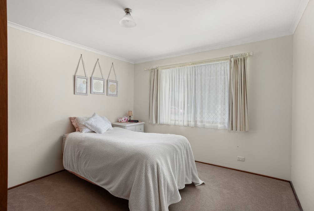 15 Nyabing Way, Withers, WA, 6230 - Image 12