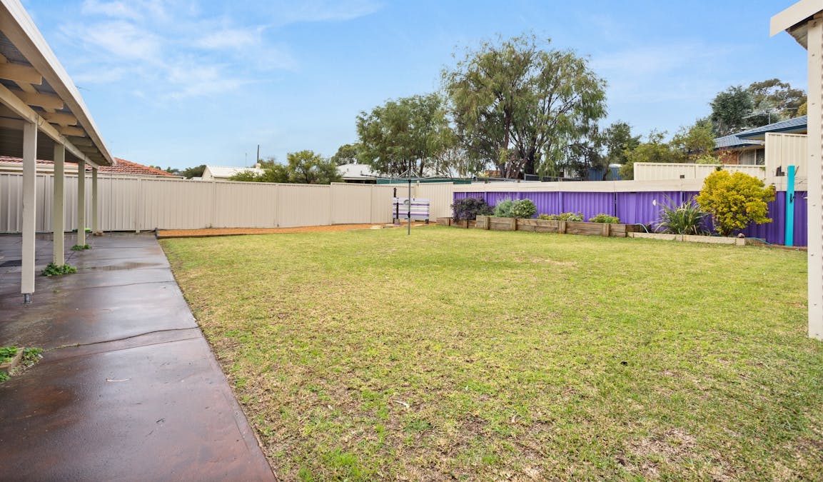 15 Nyabing Way, Withers, WA, 6230 - Image 18