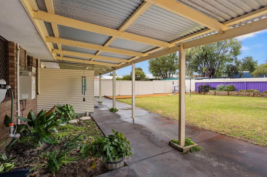 15 Nyabing Way, Withers, WA, 6230 - Image 19