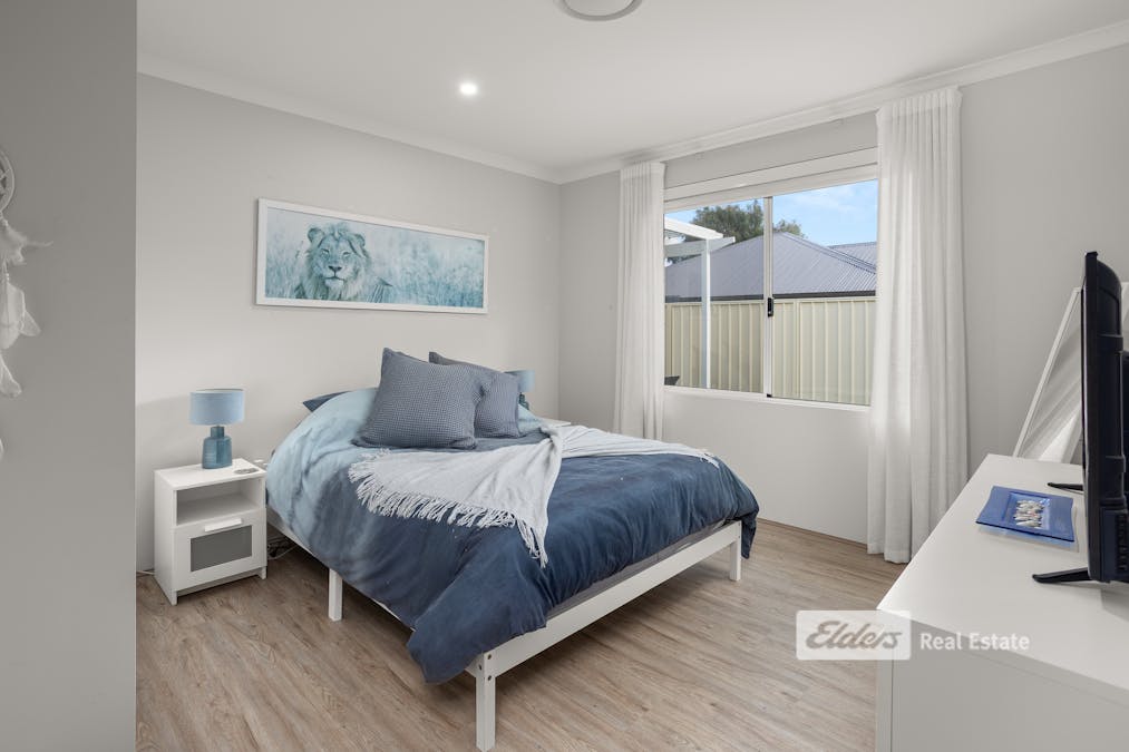 96 New River Ramble, West Busselton, WA, 6280 - Image 12