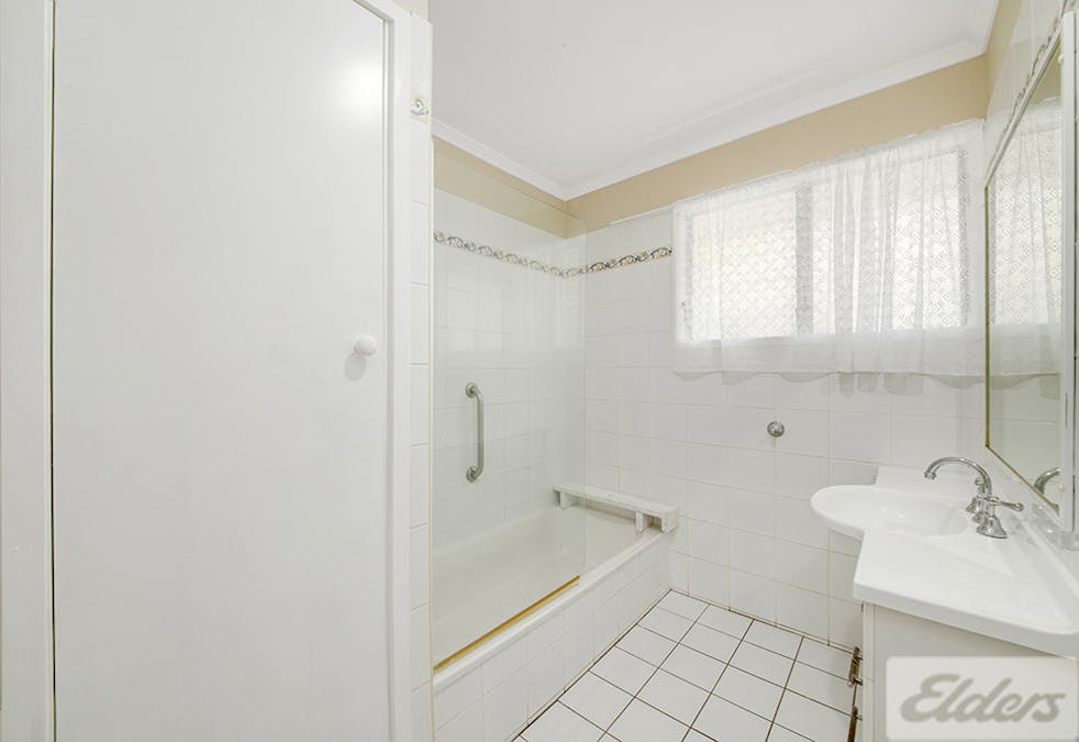 22 Bell Street, Barney Point, QLD, 4680 - Image 12