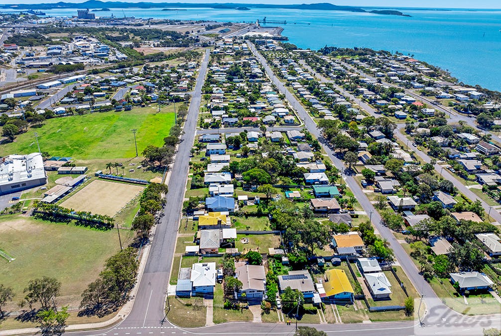 22 Bell Street, Barney Point, QLD, 4680 - Image 17