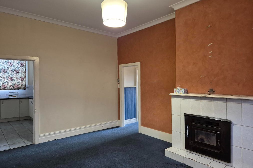 111 Wittenoom Street, Collie, WA, 6225 - Image 3