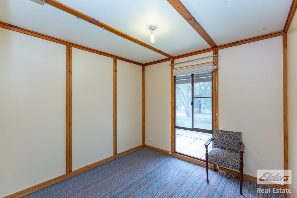 730 McKnoe Drive, Morangup, WA, 6083 - Image 12