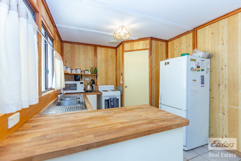 730 McKnoe Drive, Morangup, WA, 6083 - Image 7