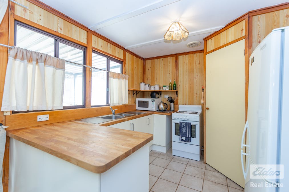 730 McKnoe Drive, Morangup, WA, 6083 - Image 8