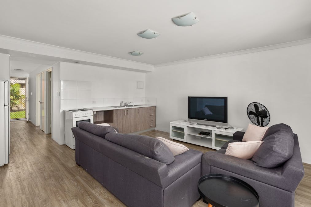 53/40 Reynolds Way, Withers, WA, 6230 - Image 3