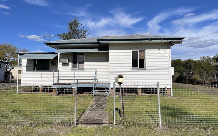 11 Nicholson Street, Dalby, QLD, 4405 - Image 1