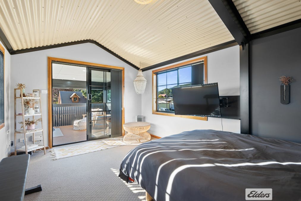 7a Irbys Circus, Sisters Beach, TAS, 7321 - Image 10