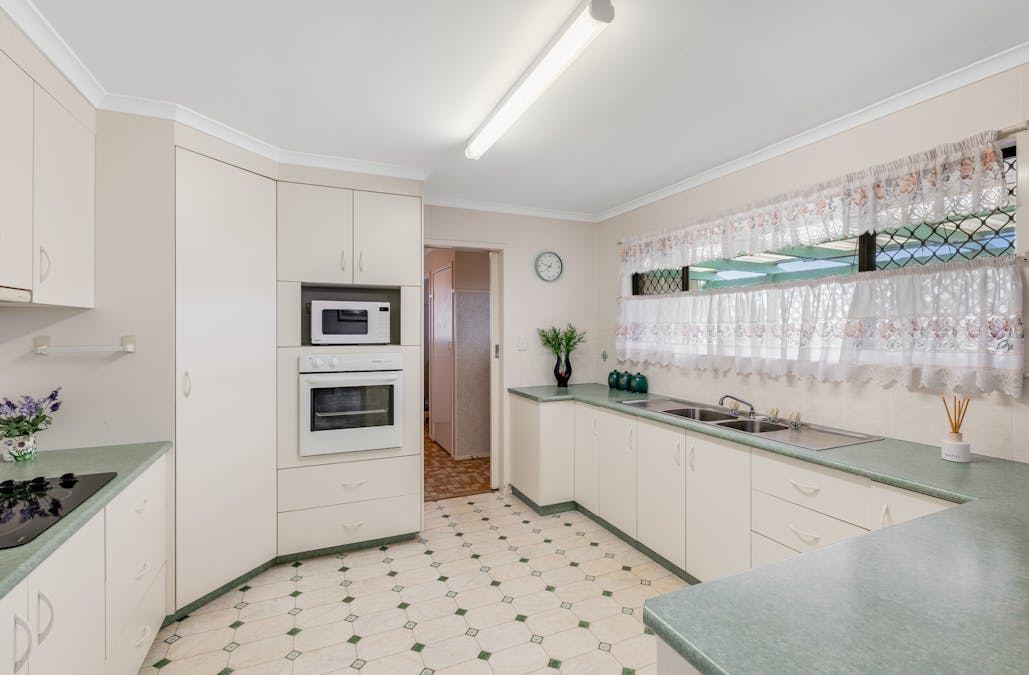45 Jimbour Drive, Newtown, QLD, 4350 - Image 5