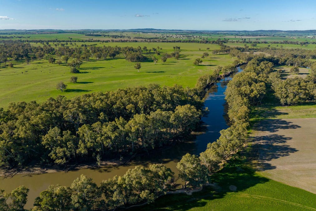 2021 Old Narrandera Road, Wagga Wagga, NSW, 2650 - Image 2