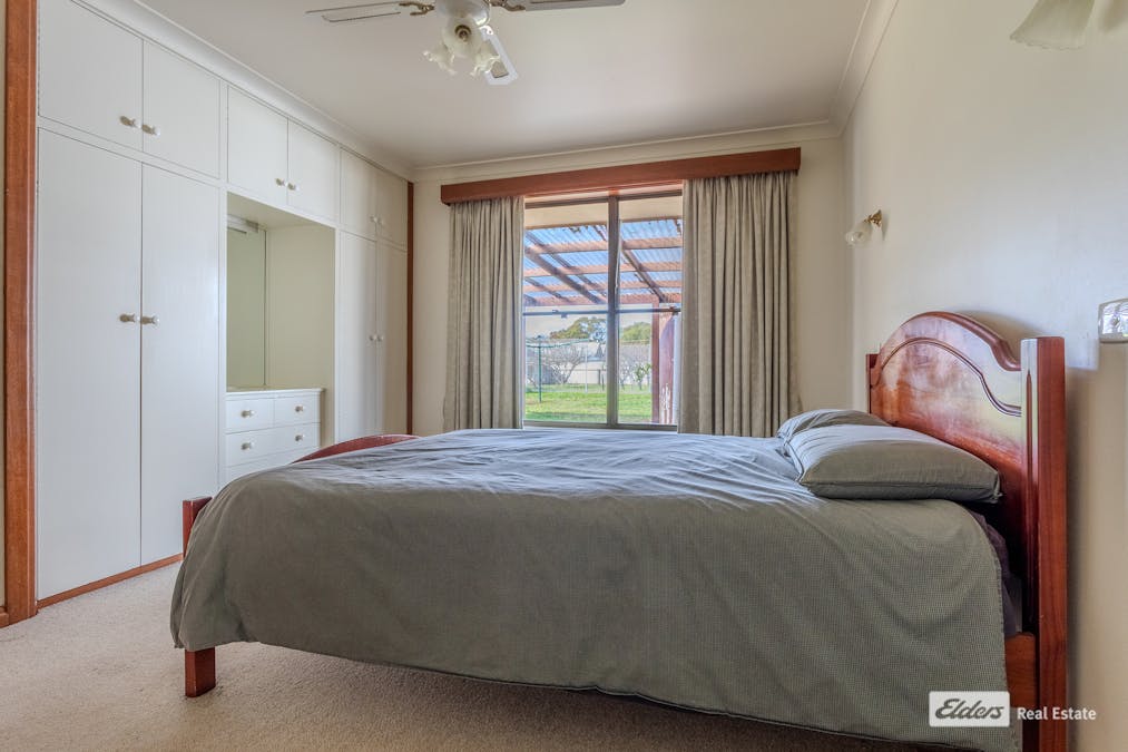 4 Freeling Street, Naracoorte, SA, 5271 - Image 11