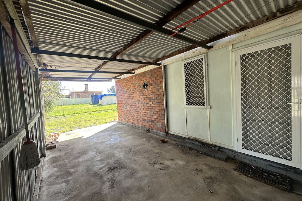 70 Piesse Street, Katanning, WA, 6317 - Image 20