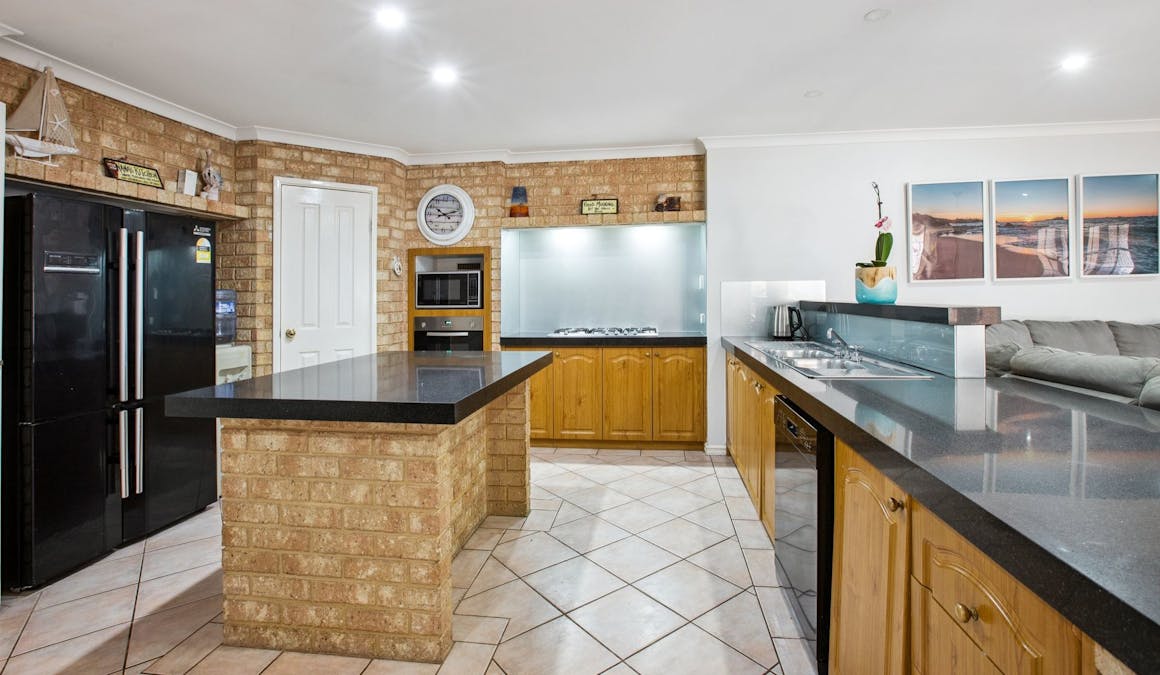 22 Sheridan Way, Port Kennedy, WA, 6172 - Image 4