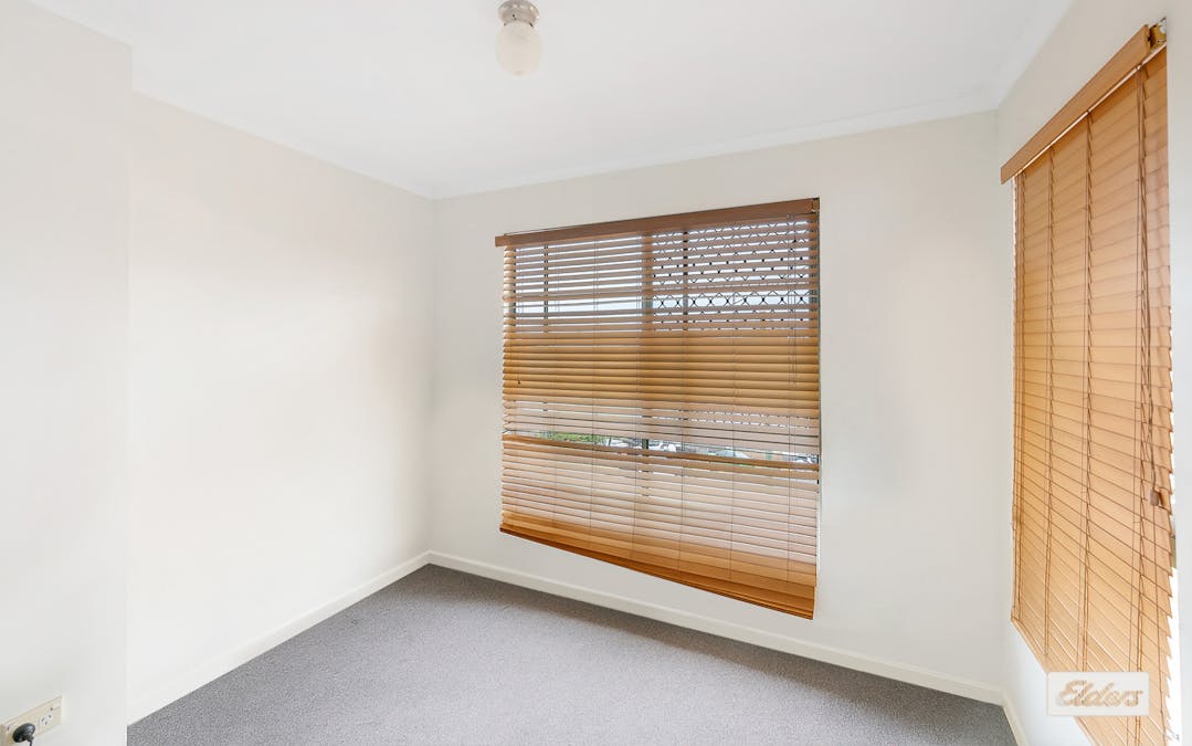 6 Jacaranda Court, New Auckland, QLD, 4680 - Image 7