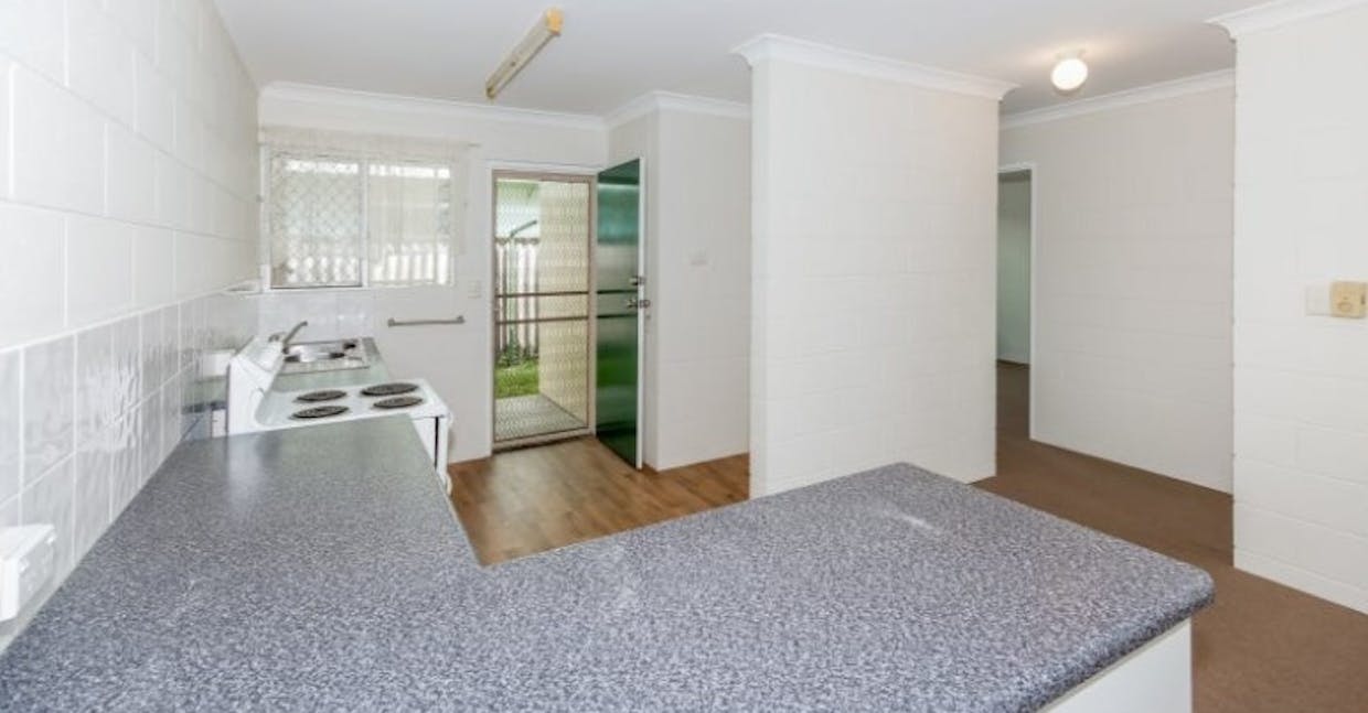 2/69 Dearness Street, Garbutt, QLD, 4814 - Image 2
