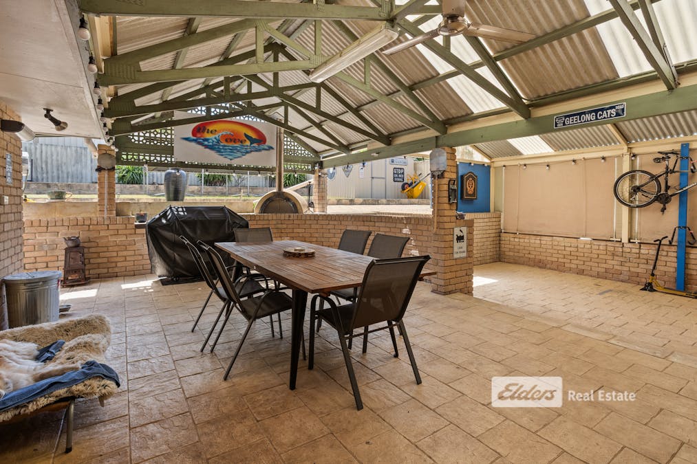 15 Sellenger Way, Australind, WA, 6233 - Image 14