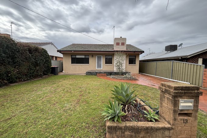 13 Park Street, Dubbo, NSW, 2830 - Image 1