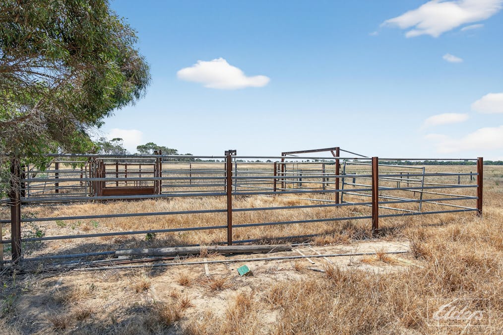 87 Thorpe Road, Clayton Bay, SA, 5256 - Image 30