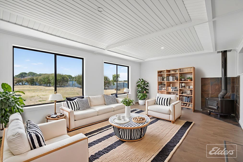 87 Thorpe Road, Clayton Bay, SA, 5256 - Image 10