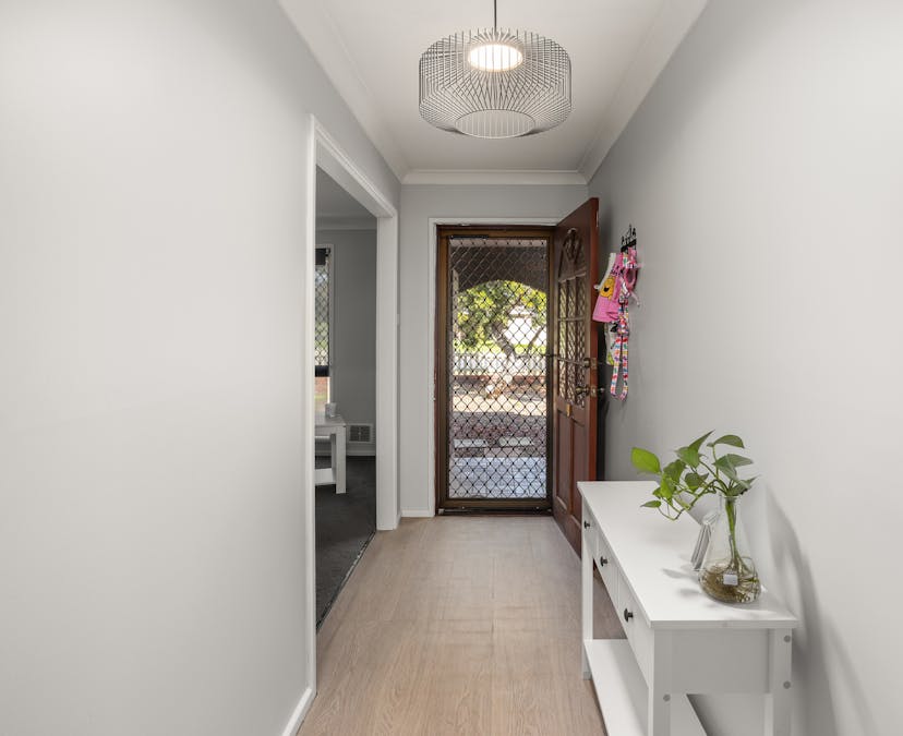 16 Drysdale Place, East Bunbury, WA, 6230 - Image 7