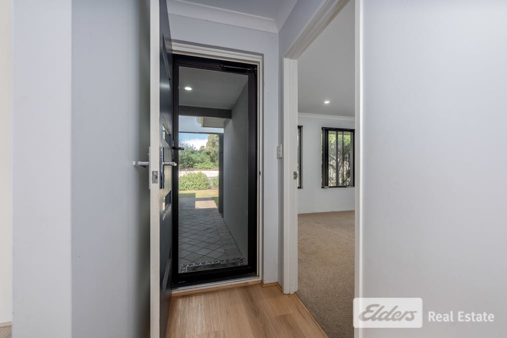63 Cottesloe Crescent, Secret Harbour, WA, 6173 - Image 2