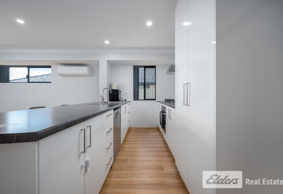 63 Cottesloe Crescent, Secret Harbour, WA, 6173 - Image 5