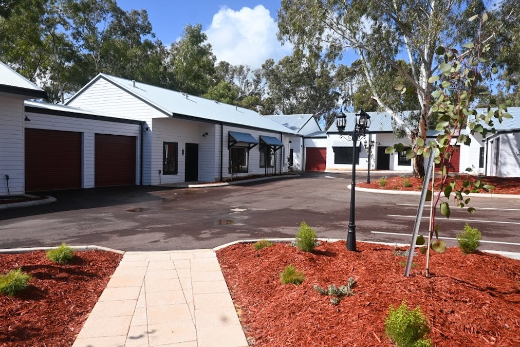 2/25 South Street, York, WA, 6302 - Image 13