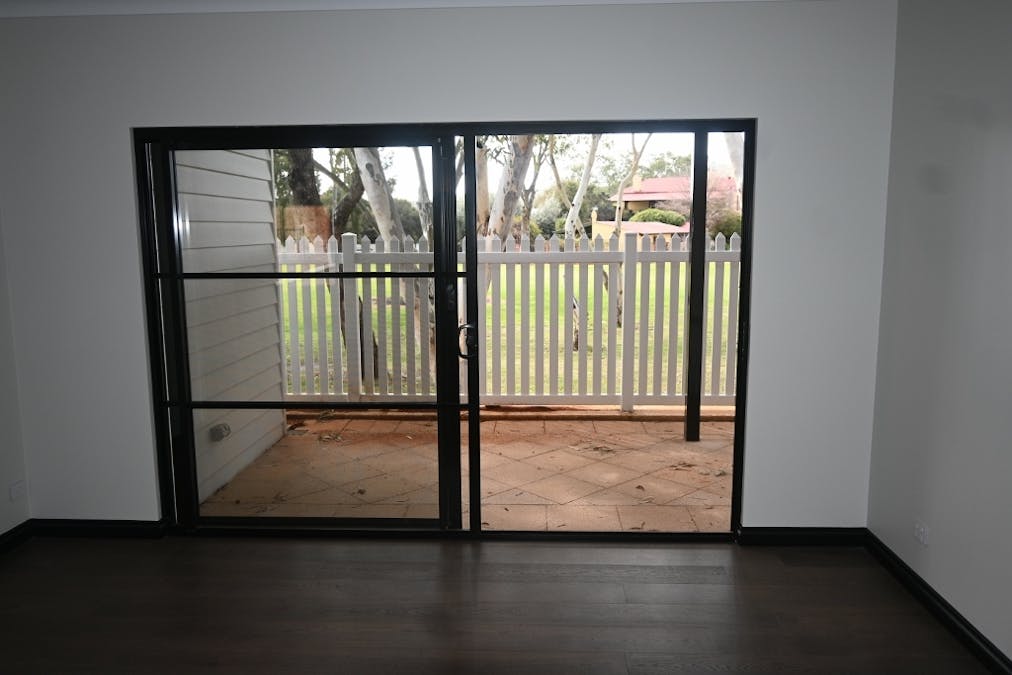 6/25 South Street, York, WA, 6302 - Image 10