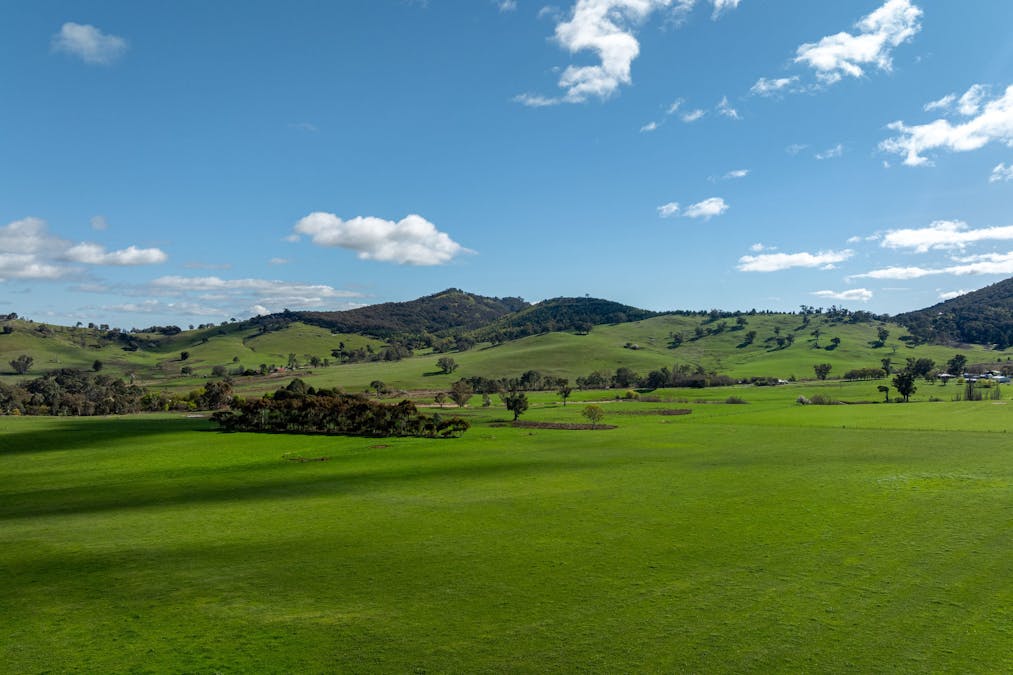 71 Schoolhouse Road, Samaria, VIC, 3673 - Image 2