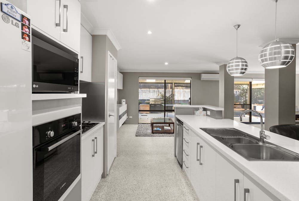 34 Thyme Way, Glen Iris, WA, 6230 - Image 13