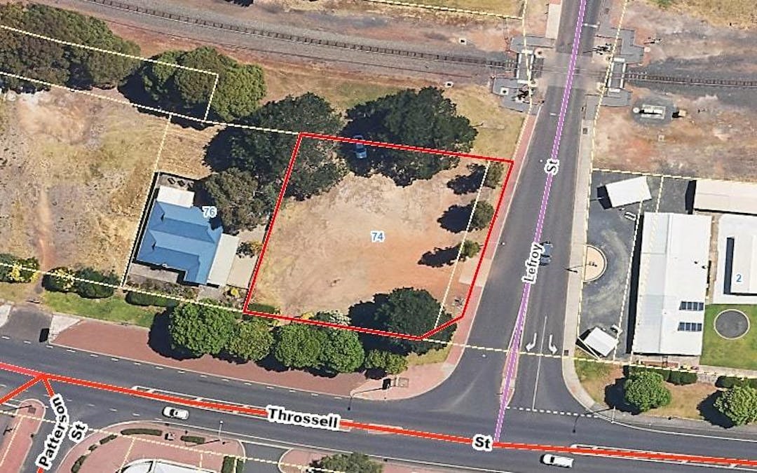 74 Throssell Street, Collie, WA, 6225 - Image 2