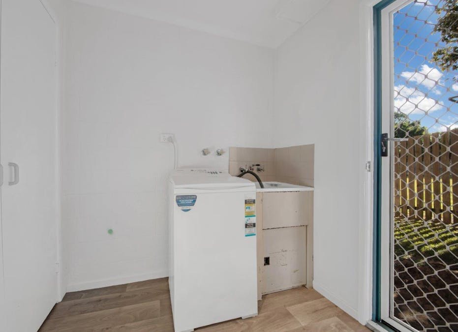 4/10 Chapman Drive, Clinton, QLD, 4680 - Image 6