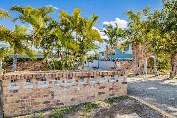 4/10 Chapman Drive, Clinton, QLD, 4680 - Image 1
