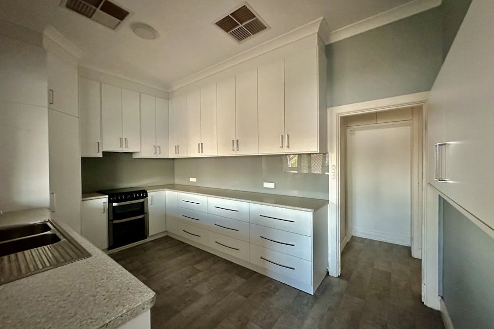 14 Leonora Street, Wagin, WA, 6315 - Image 3