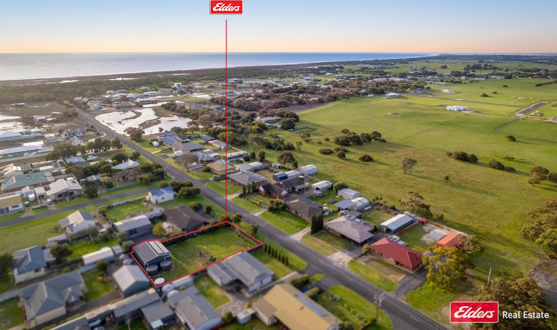 11 Dowdy Street, Kingston Se, SA, 5275 - Image 2