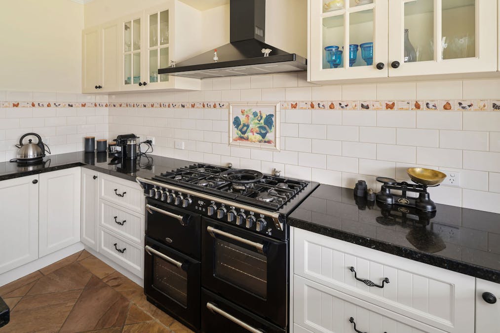 24 Bon Street, Alexandra, VIC, 3714 - Image 2
